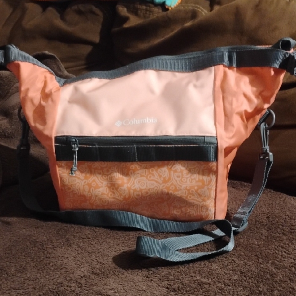 Columbia Women's Vibrant Orange and Pink Crossbody Bag